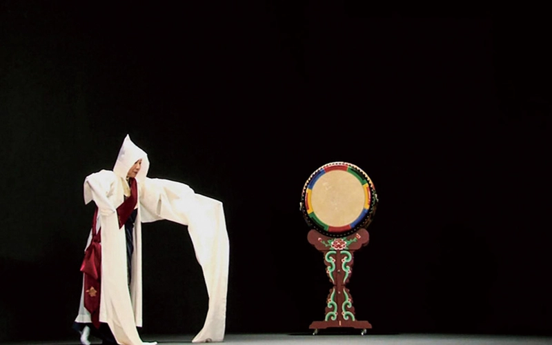 The Virtual and the Real: Intangible Cultural Heritage and Holograms 썸네일