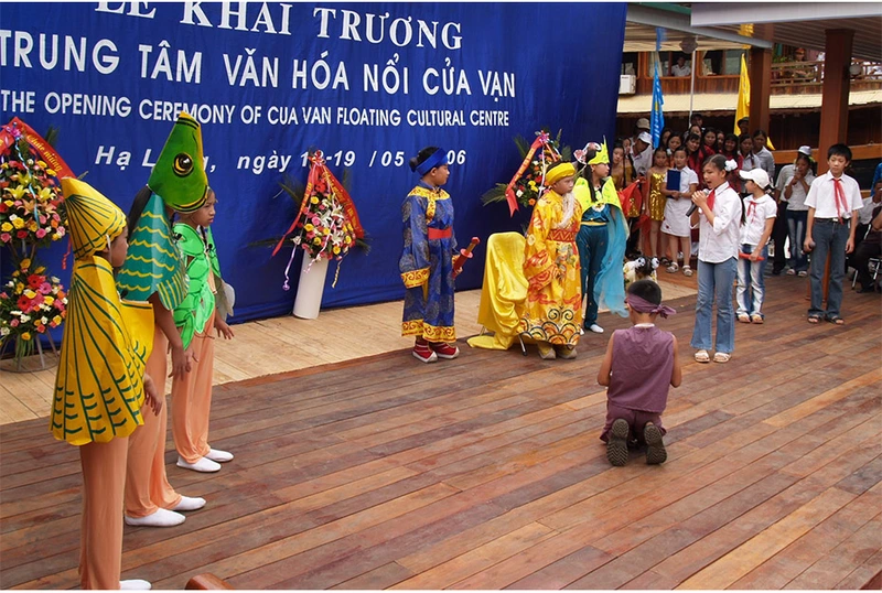 ICH and the ‘Fingers in the Dirt’ Vietnam Field School 썸네일