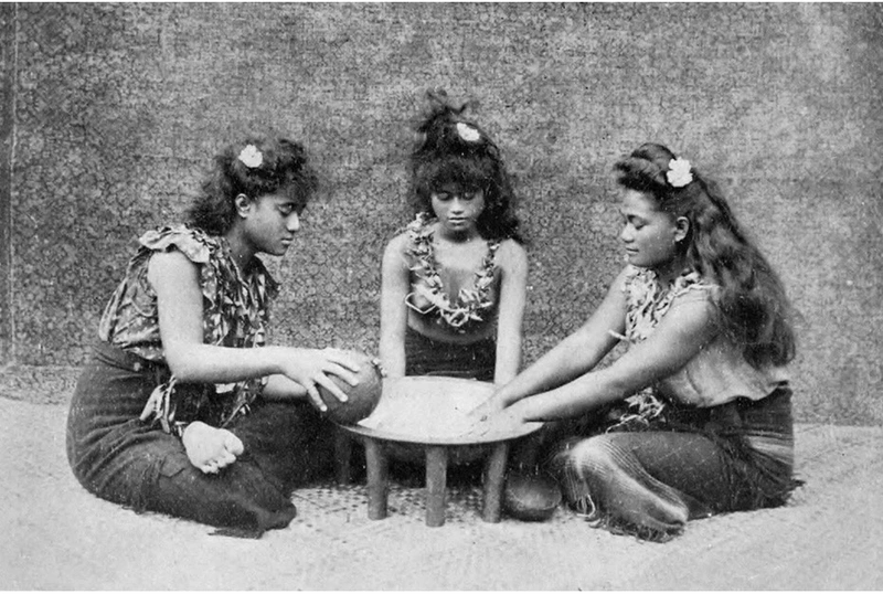 The Crew Who Changed into Dolphins (O Le ‘Auva’a Liu Mumua) 썸네일