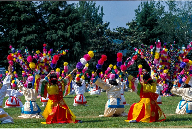 Yeowonmu, Women’s Circle Dance in Korea 썸네일