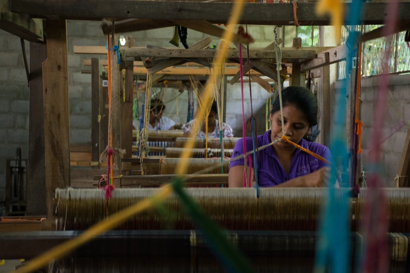 Catalysing the Growth of the Sri Lankan Handloom Industry with Radical Transparency 썸네일