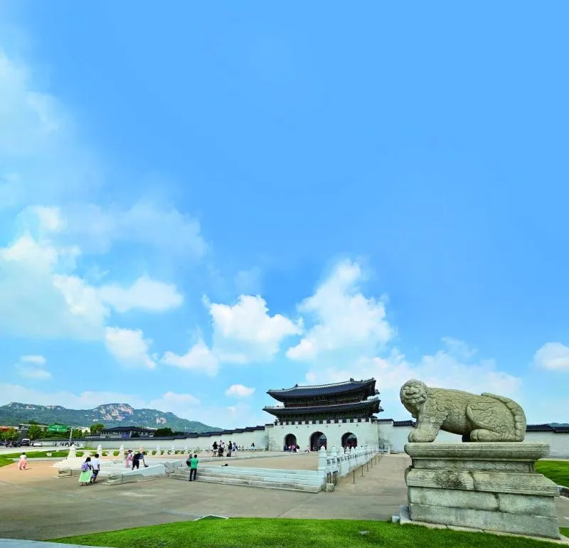 Urban Heritage in Seoul: Finding New Paths for Intangible Cultural Heritage Transmission 썸네일