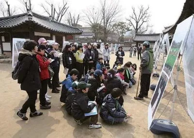 무형문화유산 순회 사진전 '살아있는 무형유산의 세계' 썸네일