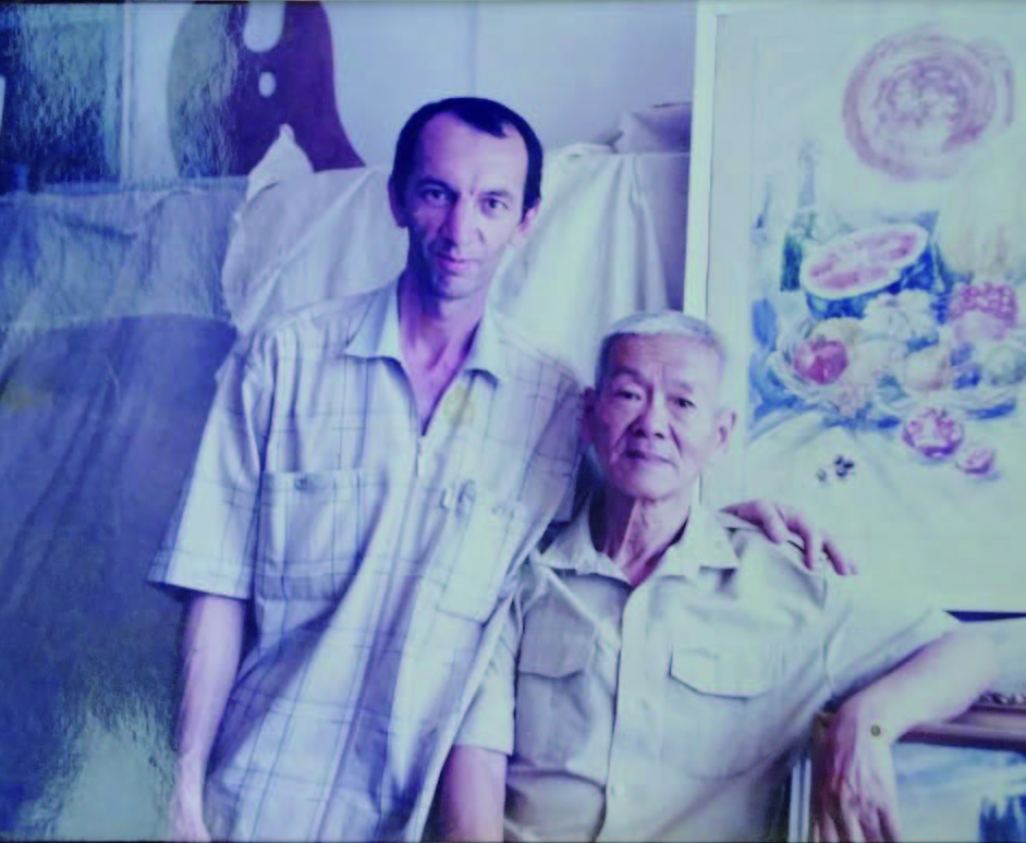 His student Amonov Qaship and Koryoin artist Ahn Vladimir
