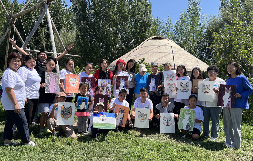 Participants of the summer camp, students and teachers, Chon-Kemin National Park, Kemin district © Aigerim Zholchubekova
