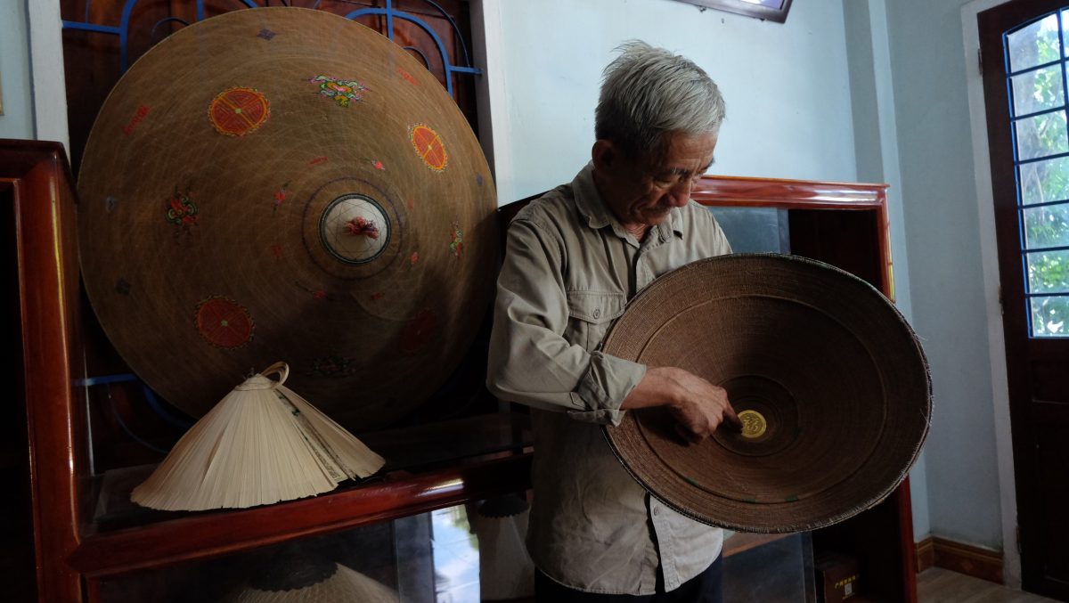 Phu Gia conical hat (Gia Lai province) © Department of Cultural Heritage